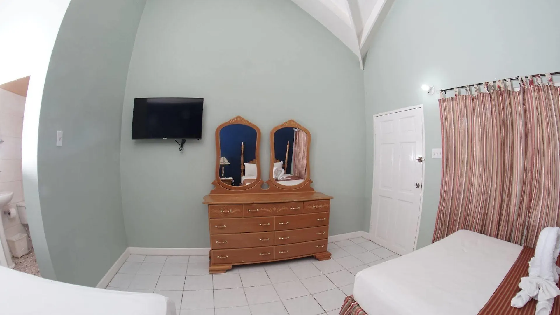 Tamboo Resort Negril