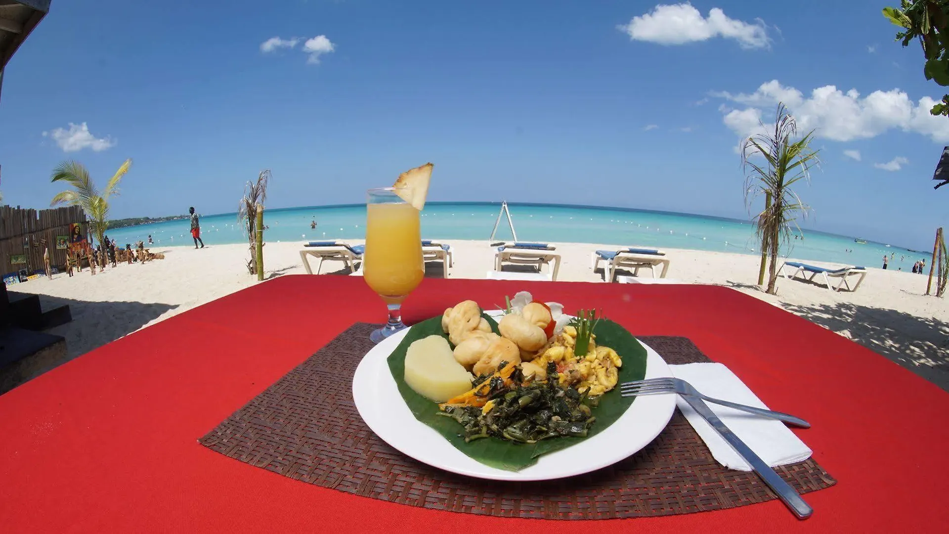 Tamboo Resort Негрил