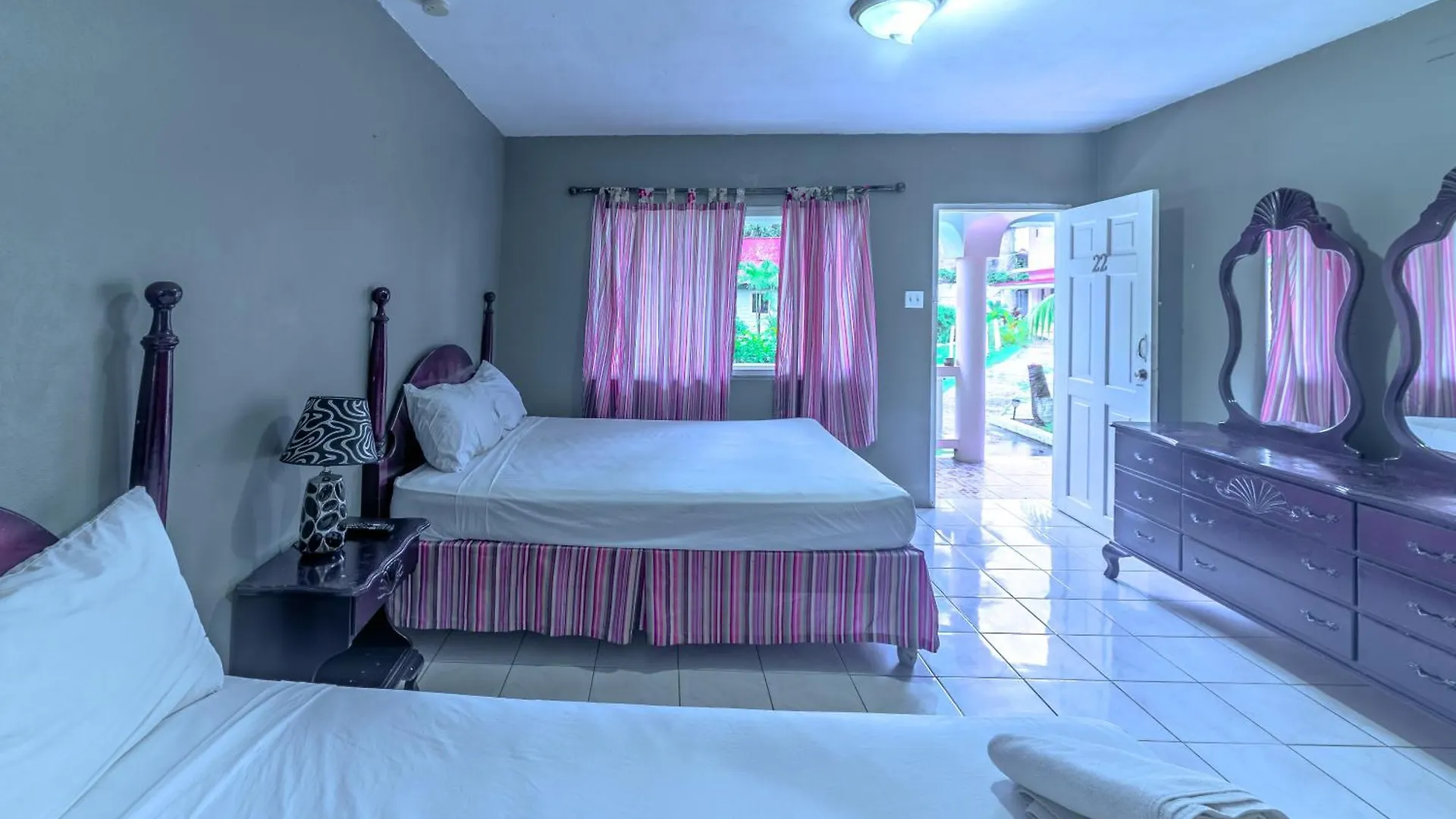 Tamboo Resort Negril